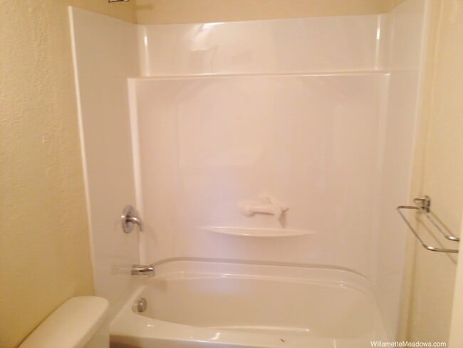 Building Photo - Modern 3 Bedroom Home near Auburn Elementa...