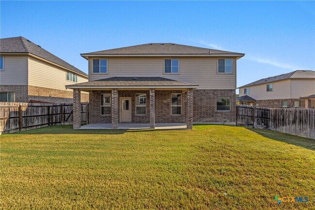 Building Photo - 1310 Stonewall Ridge