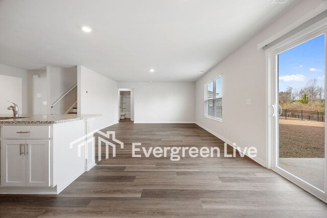 Building Photo - Coming Soon!