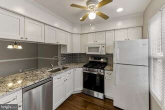Building Photo - 441 Paddock Ct
