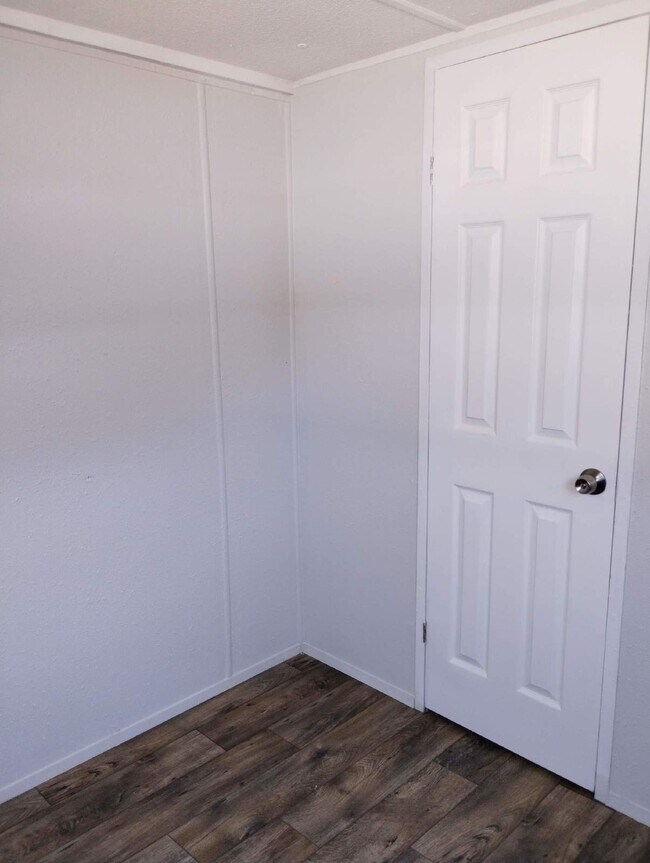 Building Photo - Charming and Comfy Home for Rent (and Sale)