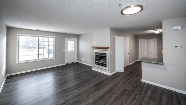 Building Photo - 8919 Ladino Cir