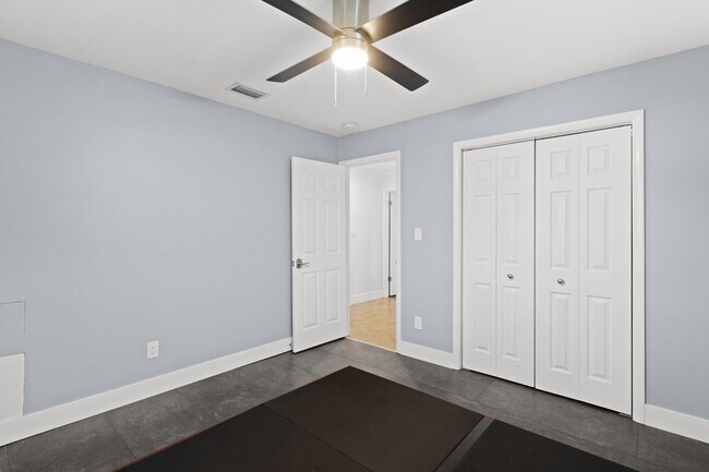 Building Photo - 1672 SW Angelico Ln