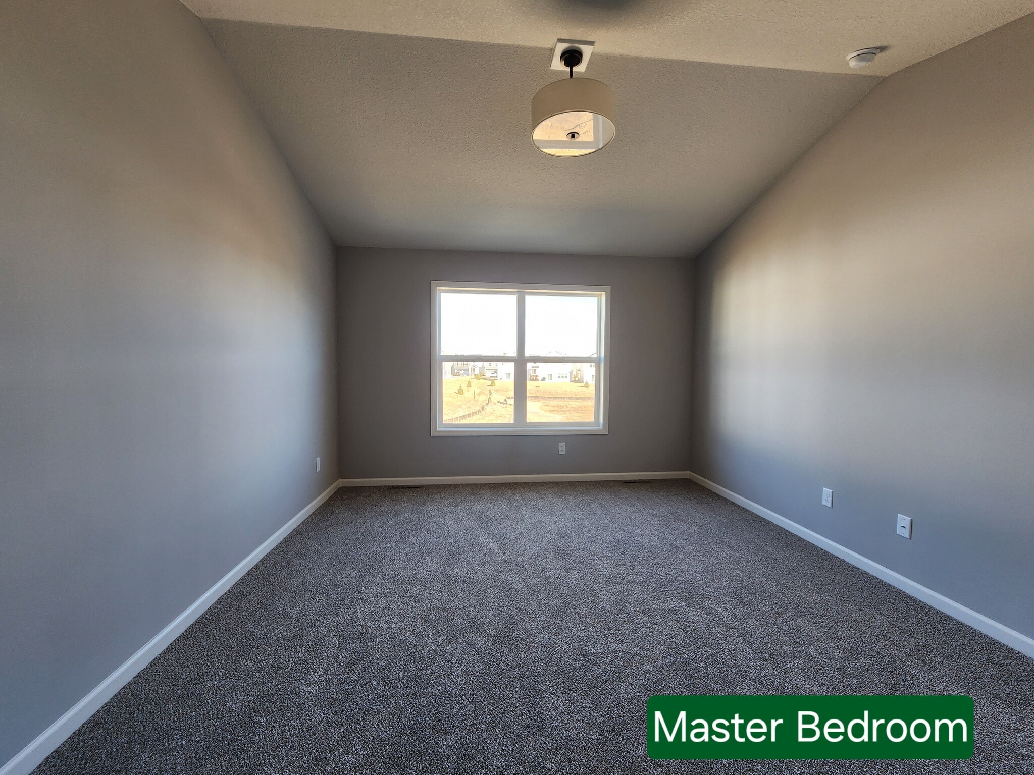Building Photo - 10229 Goodview Cir S
