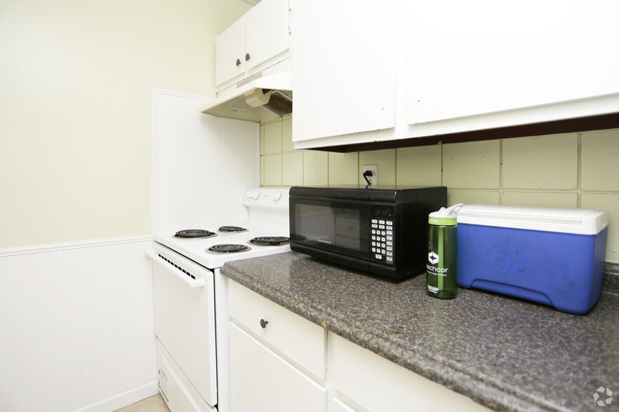 Interior Photo - La Casa Estates