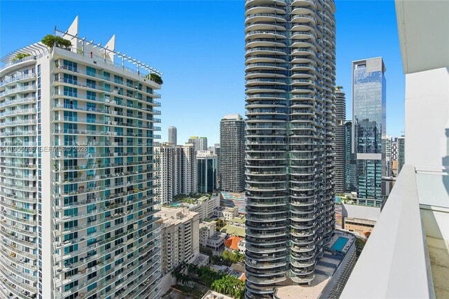 Building Photo - 1080 Brickell Ave