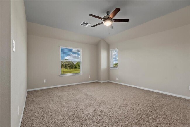 Building Photo - 5639 Brooklyn Rose Dr