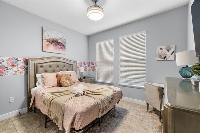 Building Photo - 5376 Oakbourne Ave