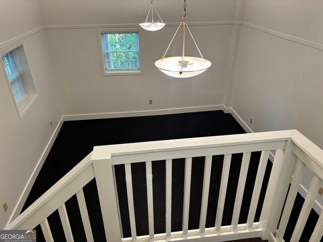 Building Photo - 126 Azalea Dr