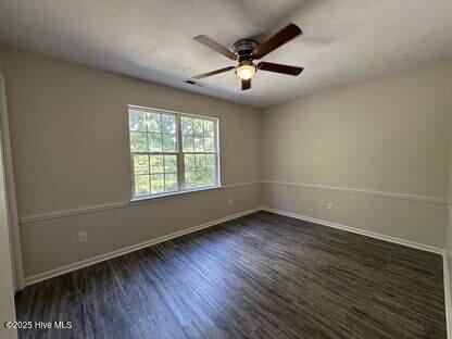 Building Photo - 1061 W Pueblo Dr