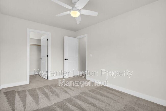 Building Photo - 1432 E Daylily Ct