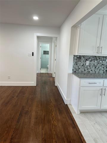 Building Photo - 409 Hanbee St