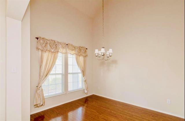 Building Photo - 9717 Hedge Bell Dr