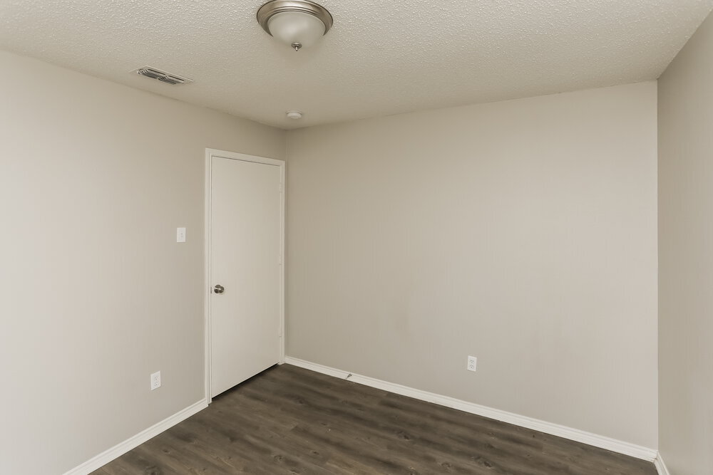 Building Photo - 317 Glen Meadow Dr