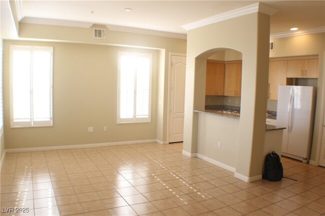 Building Photo - 50 E Serene Ave