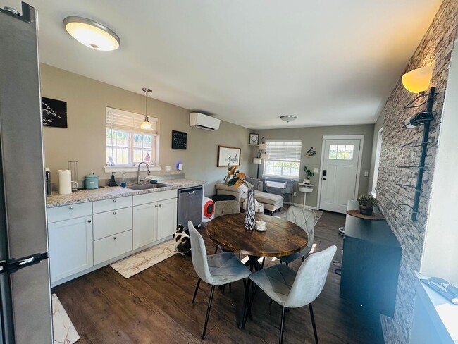 Building Photo - 1 Bedroom 1 Bath Home in Kittitas for Lease