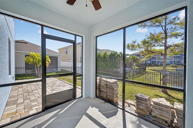 Building Photo - 4842 San Palermo Dr