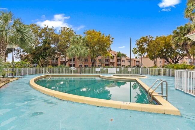 Building Photo - 17500 NW 68th Ave