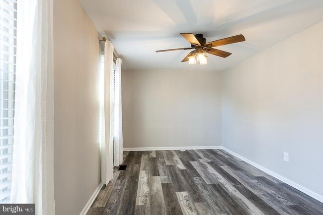 Building Photo - 1178 White Coral Ct