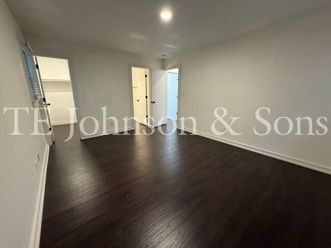 Building Photo - 4309 Walnut Hollow Dr