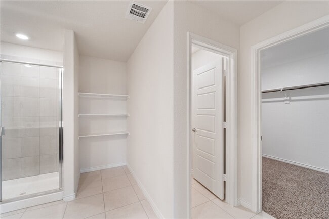 Building Photo - 745 John Adams Ct