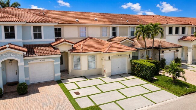 Building Photo - 16354 SW 48th Terrace