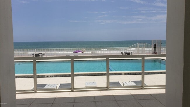 Building Photo - 3000 N Atlantic Ave