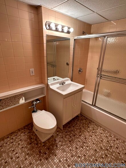 Building Photo - 62 Boylston St