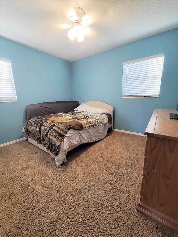 Building Photo - 513 Firefly Ln