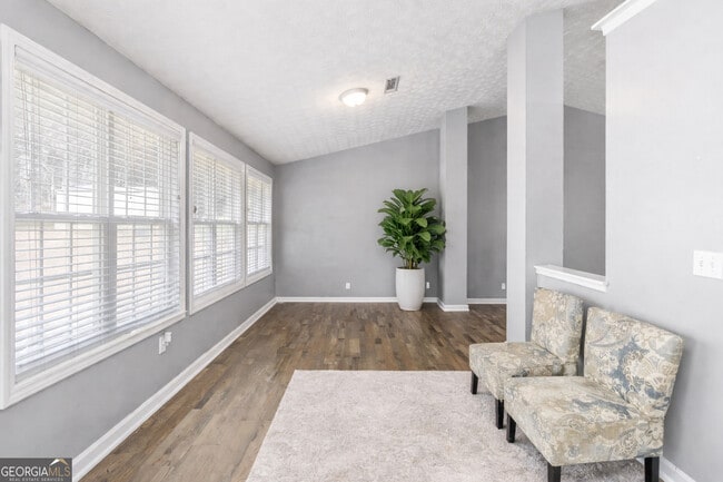 Building Photo - 1108 The by Way