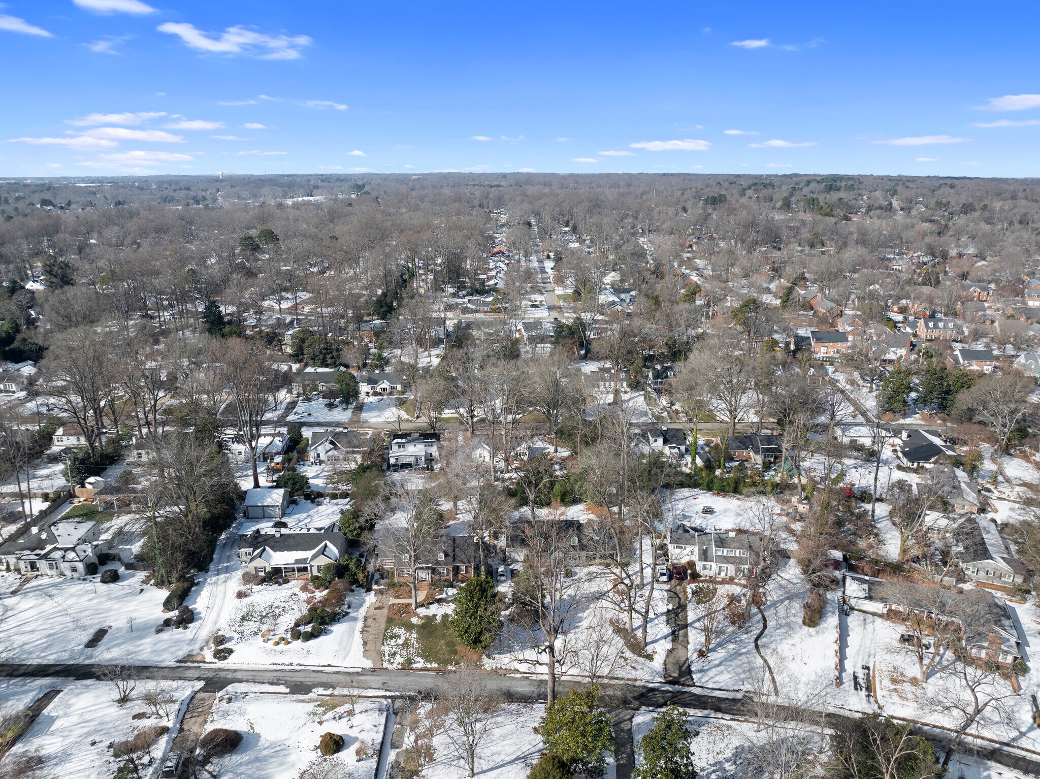 Building Photo - 221 W Avondale Dr