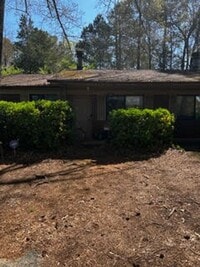 Building Photo - 315/317 Epps Bridge Duplex