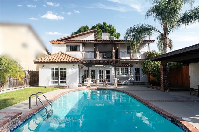 Building Photo - 4115 Laurelgrove Ave