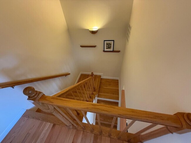 Building Photo - 184 Bishops Forest Dr