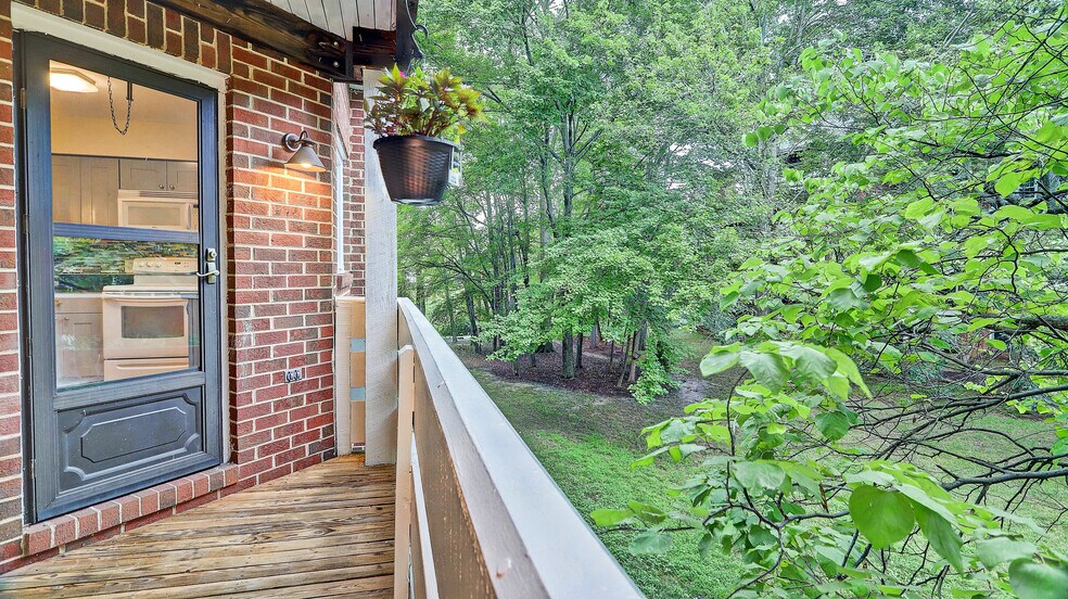 Building Photo - 3151 Covewood Ct