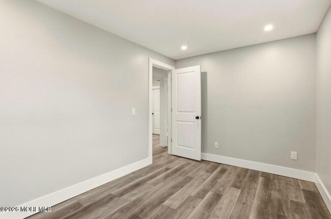 Building Photo - 112 Manhattan St