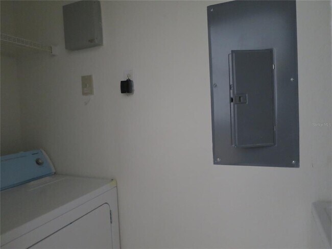 Building Photo - 8826 Dunes Ct