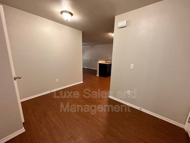 Building Photo - 1840 Casitas Cir