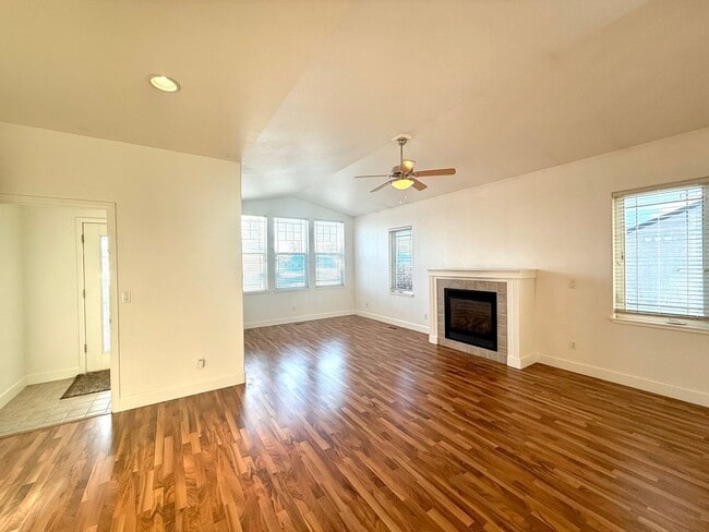 Building Photo - 55+ COMMUNITY HOME