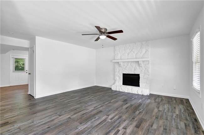 Building Photo - 4520 Coopers Creek Cir SE
