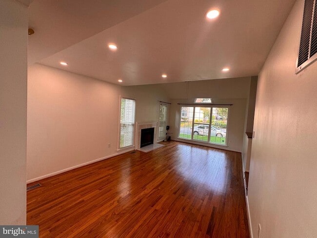 Building Photo - 12224 Dapple Gray Ct