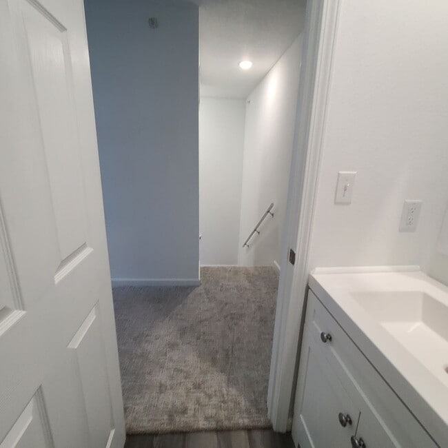 Building Photo - Townhomes Now Available in Strafford MO!