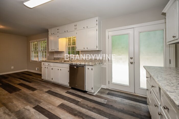 Building Photo - 95 Stone Wood Ln