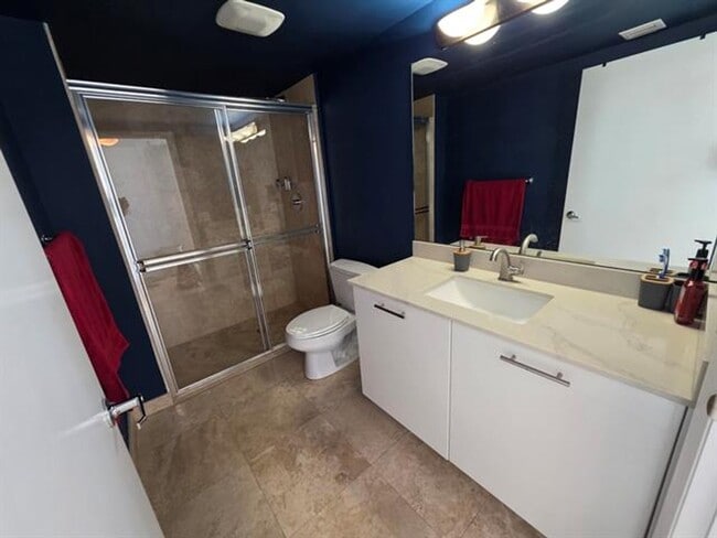 Building Photo - 41 SE 5th St