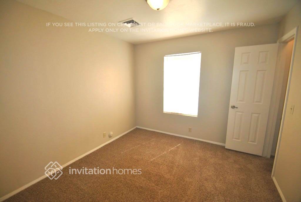 Building Photo - 6308 W Turquoise Ave