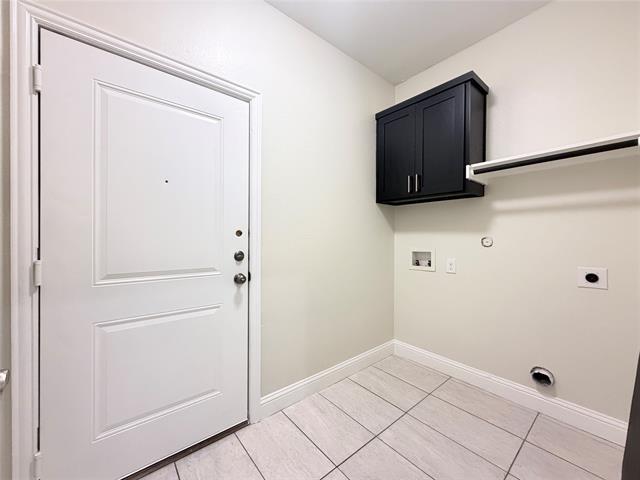 Building Photo - 4901 Rimwood Dr