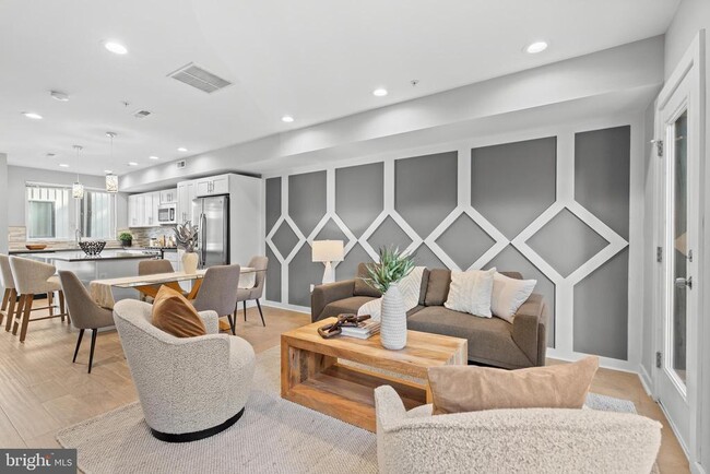 Building Photo - 815 Perkiomen St