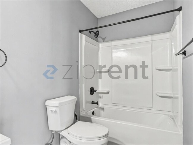 Building Photo - 6409 Beeler Rd