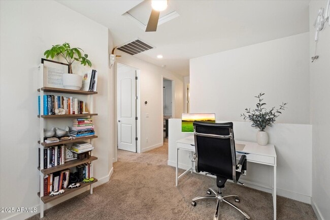 Building Photo - 3030 N 38th St