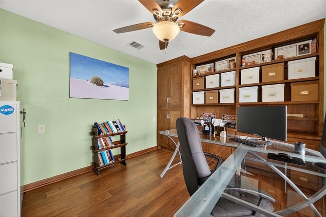 Building Photo - 1623 Lake Arbor Dr